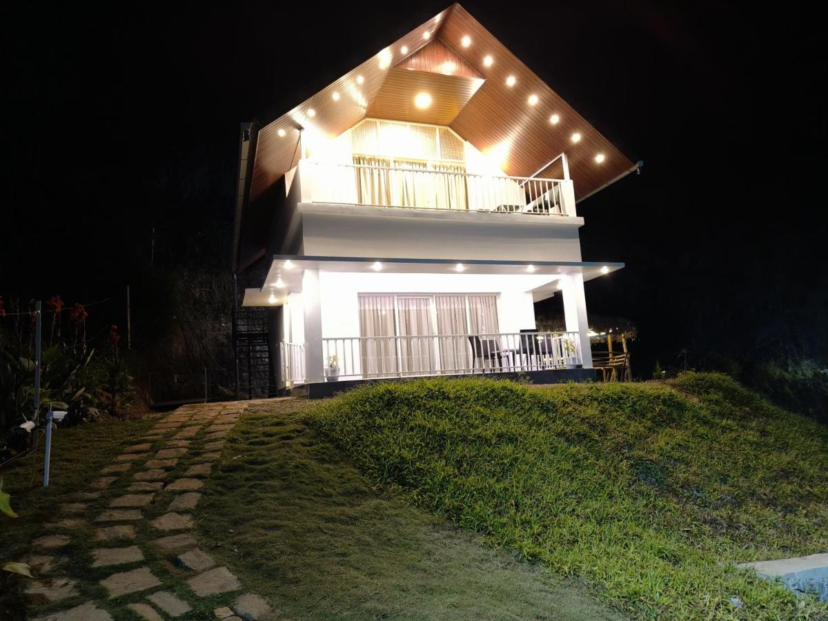 Happy Holidays Resort Kanthalloor Exterior foto